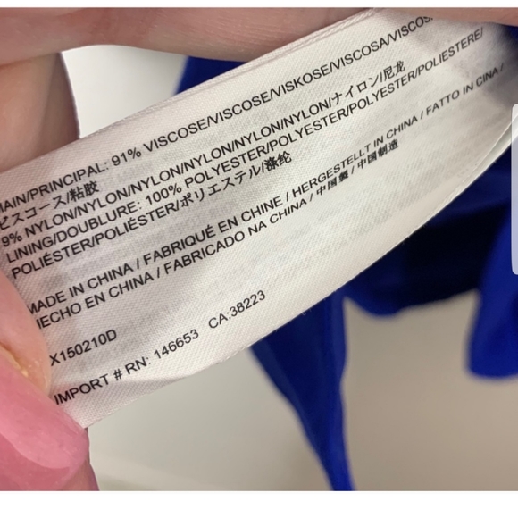 Basic instinct Dress - Picture 8 of 9